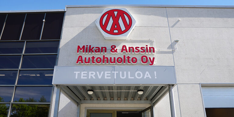 Mikan ja Anssin Autohuollon huolto-opas